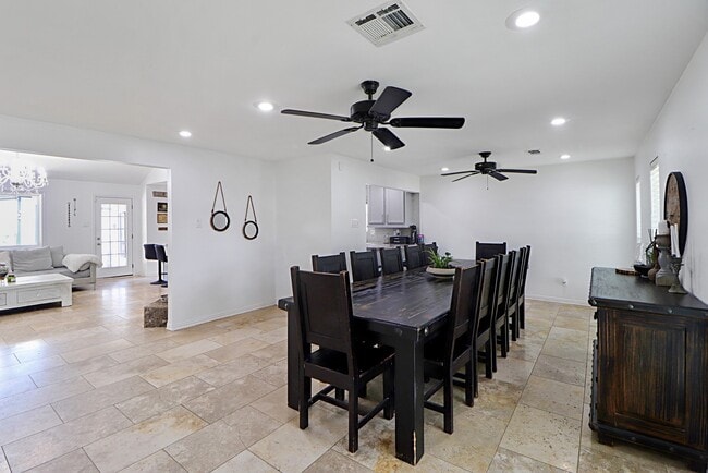 Photo - 5951 Yarwell Dr