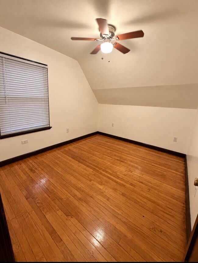 Photo - 2512A N 35th St Unit Upper