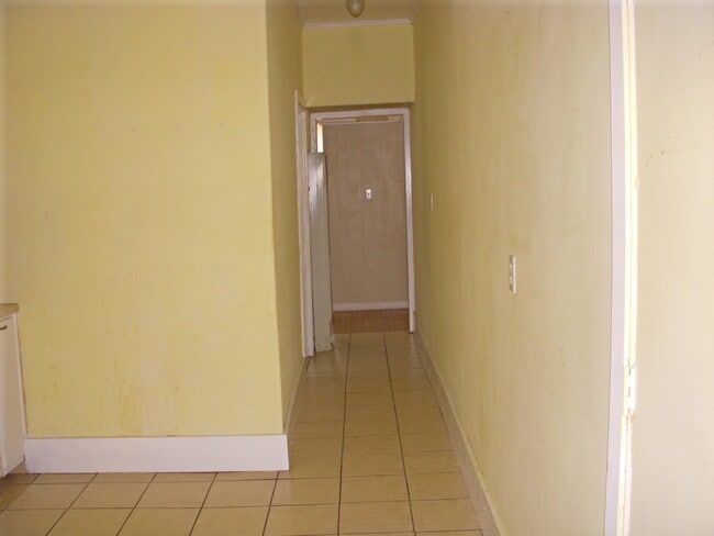 Photo - 305 S Magnolia St Unit A