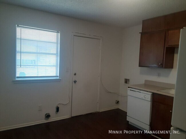 Photo - 1411 Yonkers St Unidad A