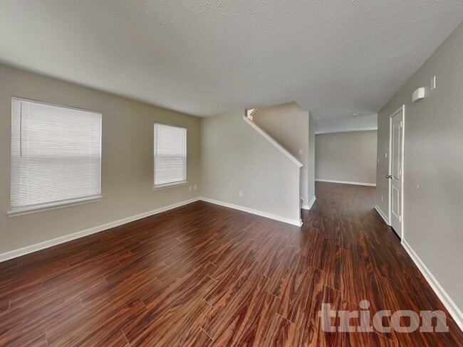 Photo - 1621 Bridgecreek Crossing