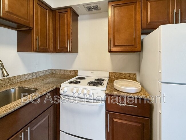 Photo - 1746 Kidder Ave Unit 2
