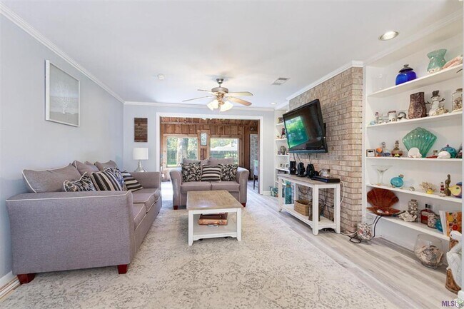 Photo - Beautiful 3BR/2BA Home with Sunroom, Formal Dining & Large Backyard