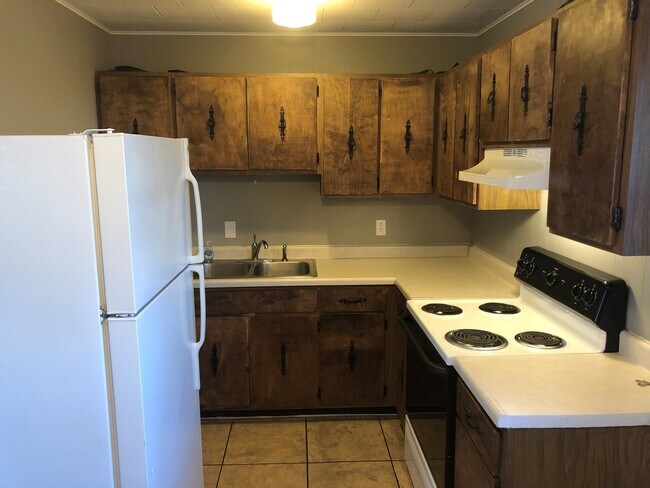 Photo - 1205 West Mack Ave Unit Apartment D