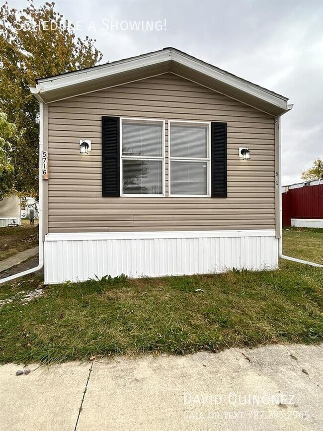 Photo - 5716 Heather View Ln