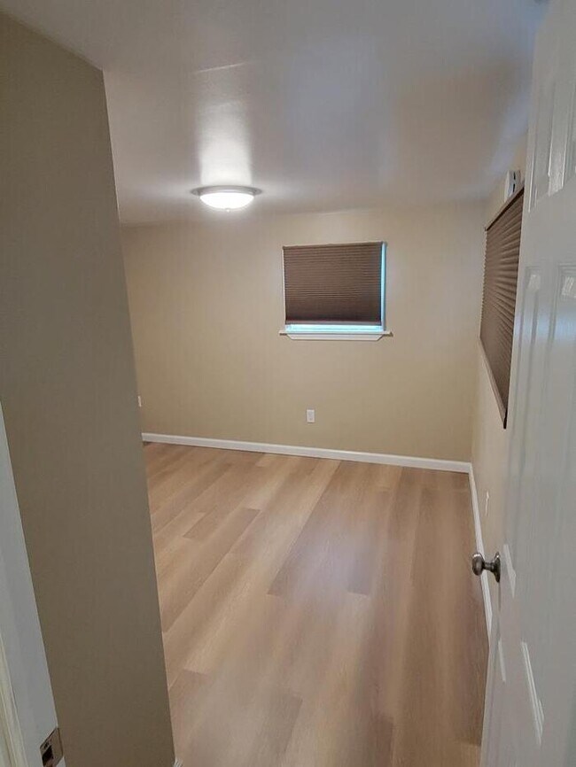 Newly renovated 2 bedroom 1 bath mobile ho... Rental House Rental in