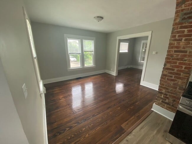 Photo - Fully Remodeled 3 Bed 1 Bath!!