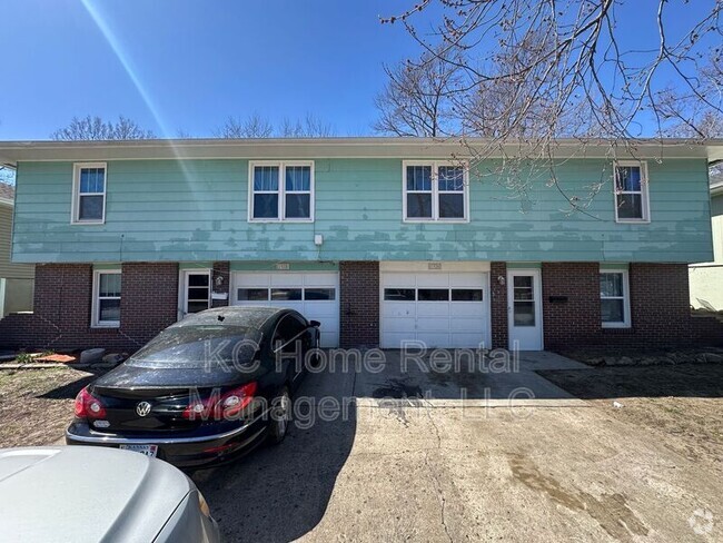 Building Photo - 1926 S 14th St Rental