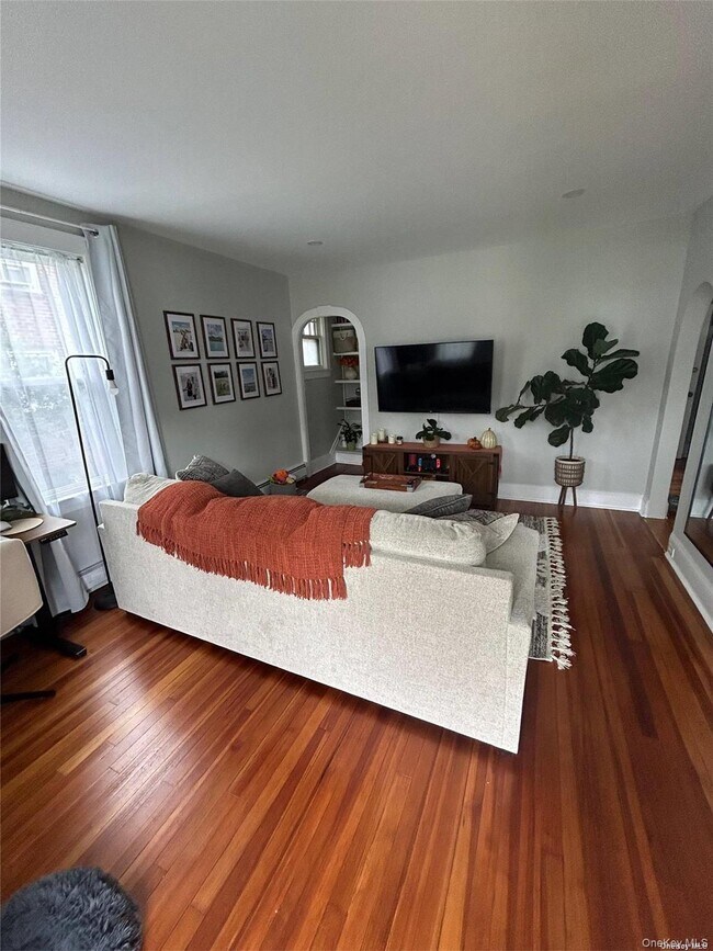 Photo - 16 Benjamin St