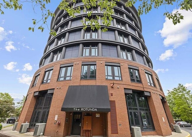 Photo - 415 Saint Pauls Blvd Unit 306