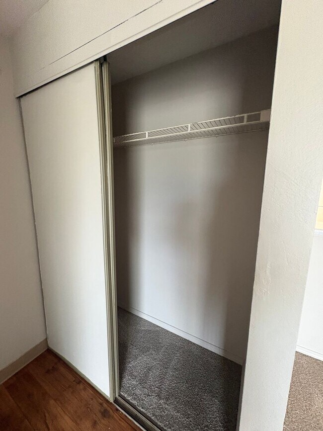 Photo - Spacious 3x2 Bath Apartment with Washer/ Dryer & Private Patio Apply by 7/11 get 1 MONTH FREE Unit 69