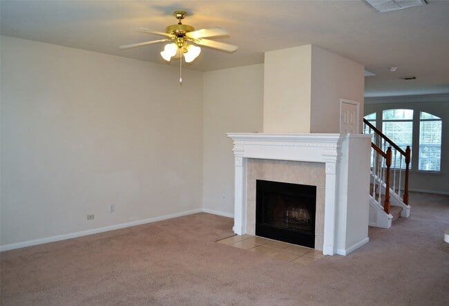 Photo - 5515 Gatesprings Ln