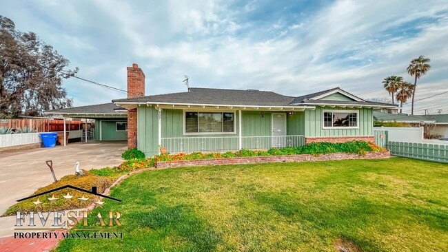 Building Photo - 709 Park Dr
