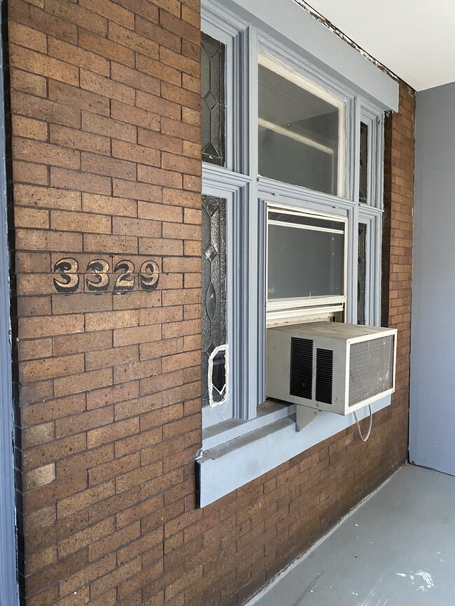 Photo - 3329 Jasper St