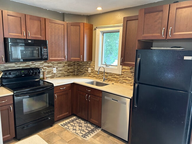 Photo - 50 Russell St