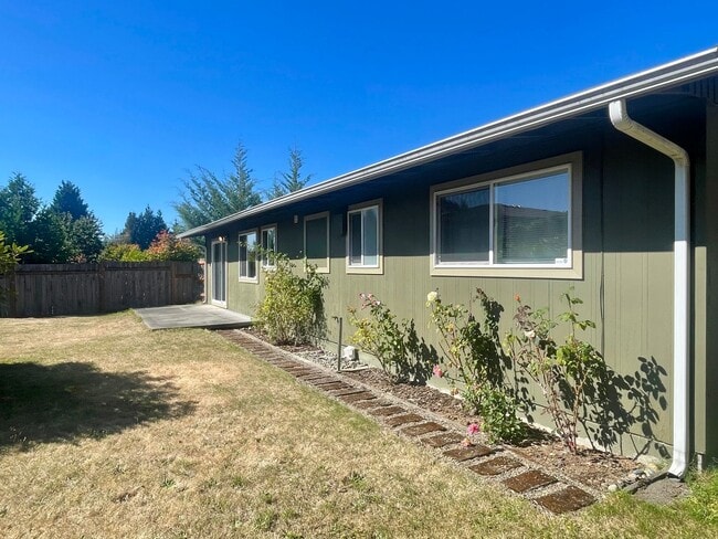 3906 176th Pl SW