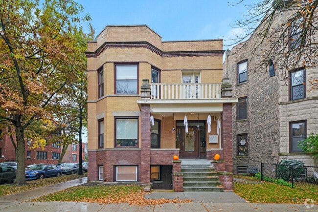 Building Photo - 2203 W Giddings St Unit Garden Rental