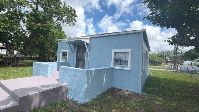 Photo - 2461 NW 61st St