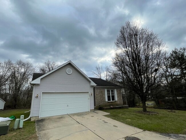 Photo - Coming soon! Cozy 3 Bedroom Near the Water!