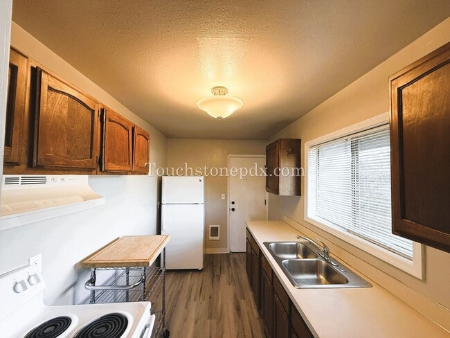 Building Photo - 18101 SE Arista Dr Unit 3