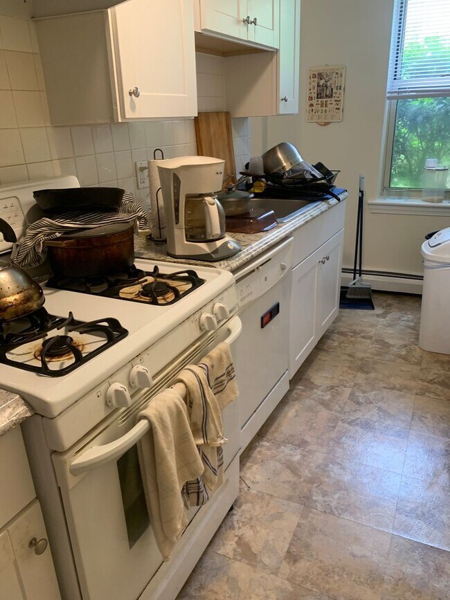 Photo - 18 Colborne Rd