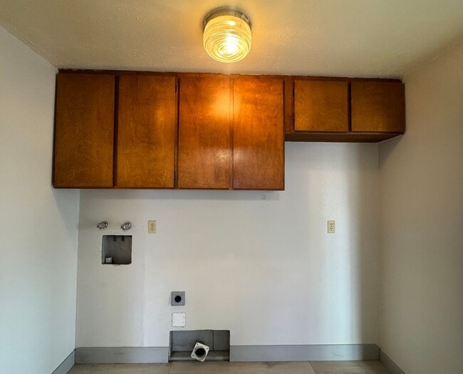 Photo - d1606 Unit 2