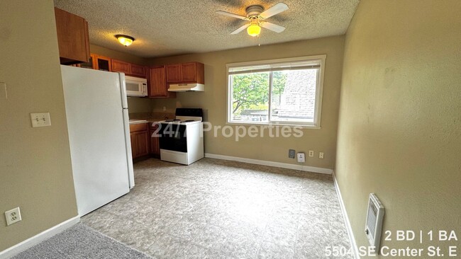 Photo - Upper-Level 2 BD | 1 BA Home - FoPo Unit E