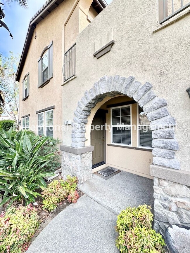 Photo - Ready to move in 3 bed 3 bath home