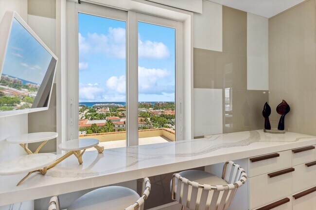 Photo - 150 Bradley Pl Unit 906