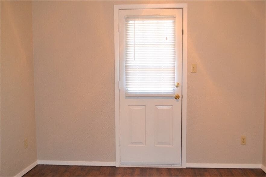 Photo - 1247 Dallas Dr