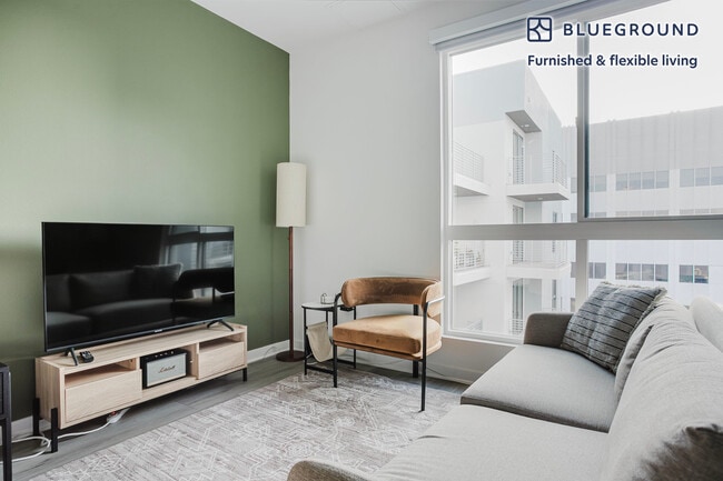 Photo - 201 The Promenade N Unit FL7-ID1257