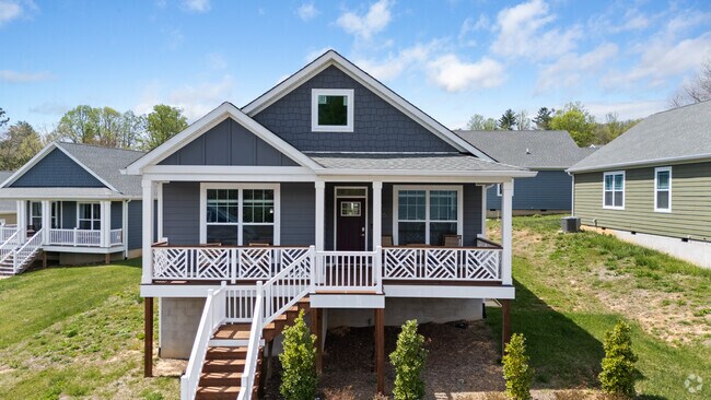 Building Photo - 1205 Seven Sisters Ln Rental