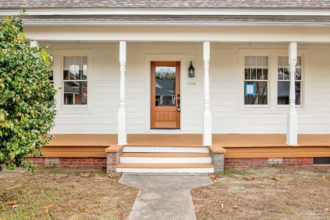Photo - 1105 E Jackson St