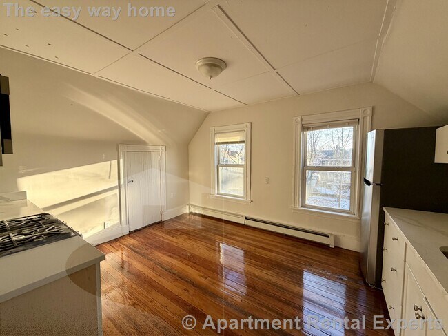 94 Morrison Ave Unit 3