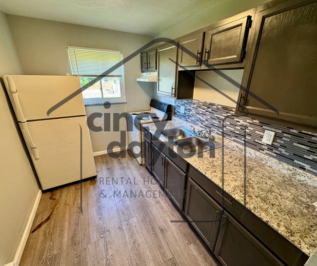 Photo - 6118 Stover Ave Townhome