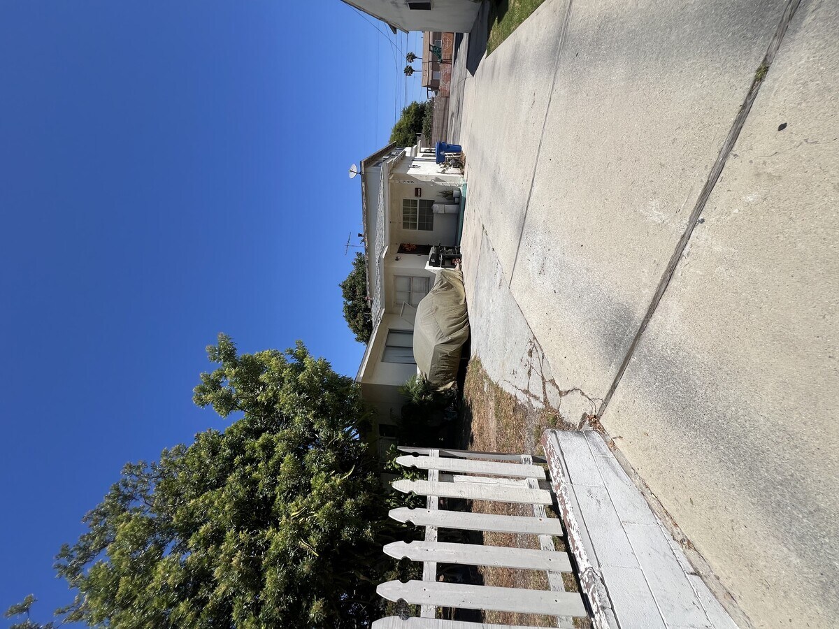 Photo - 206th St Apts