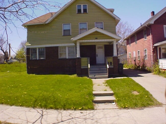 Building Photo - Dewey Ave.1 Unit DWN Rental