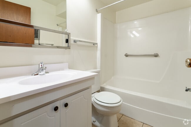 1BR,1BA,750SF - The Salem