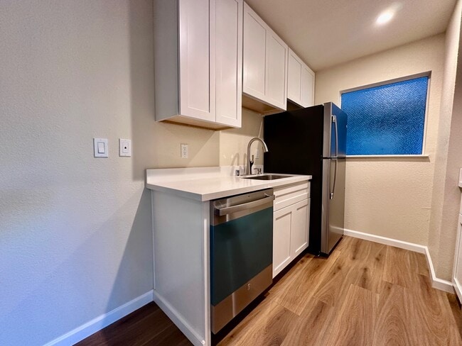 Photo - 415 Ignacio Blvd Unidad 139