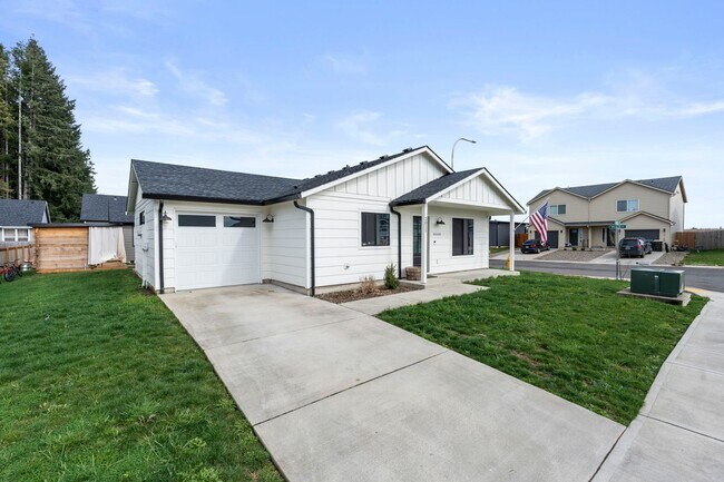 Photo - Rent: $2100; 3 bed