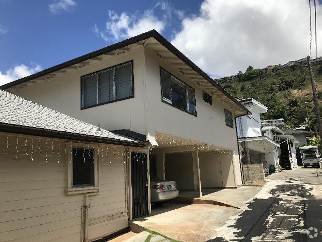 Building Photo - To register for the showing time below, no... Rental