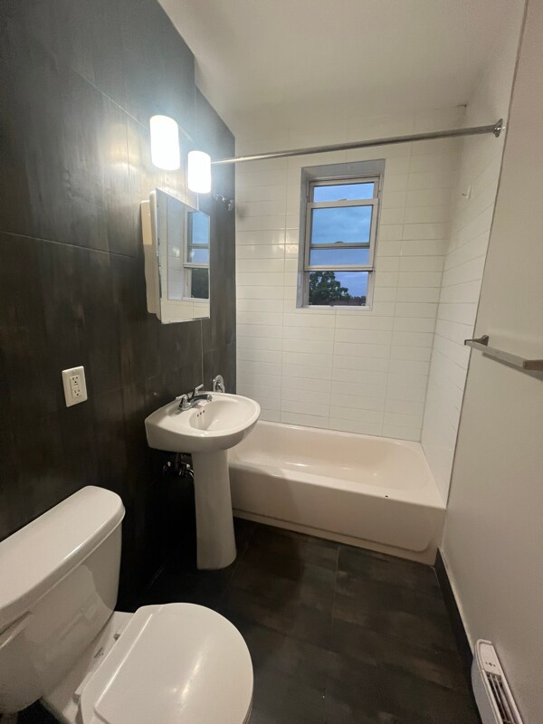 Photo - 106 N Grove St Unit 602