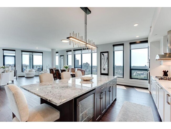 Building Photo - 1240 S 2nd St Unit 1601