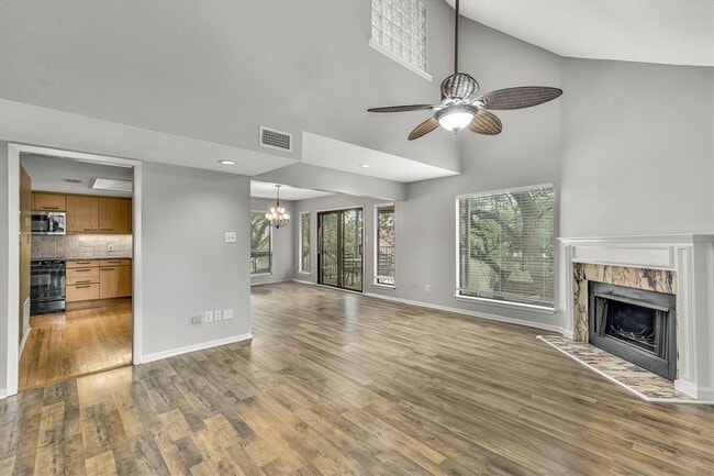 Building Photo - 2918 Ranch to Market Rd 620 Unit C118