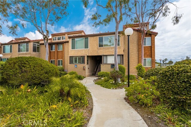 Photo - 17156 Bluewater Ln Condo