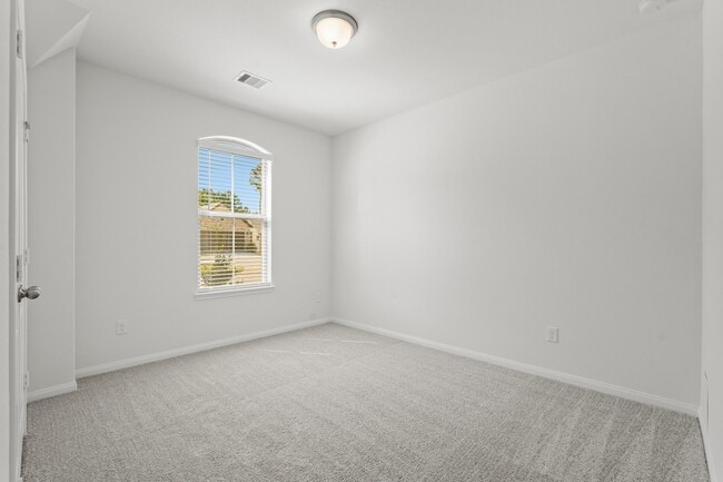 Photo - 1420 Florecer Ln