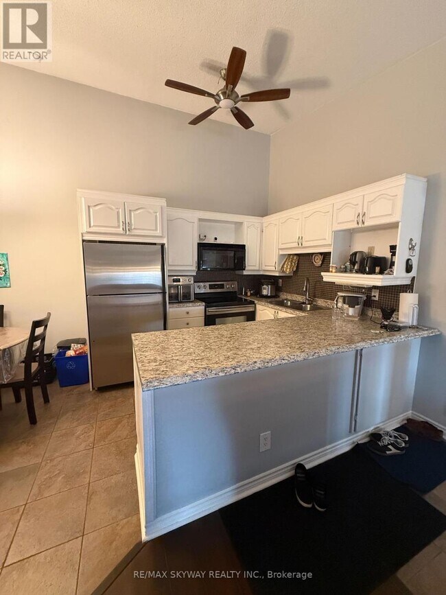Photo - 4025 Kilmer Dr Unit 410