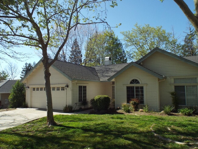 Building Photo - Gorgeous House in California Park Neighbor...