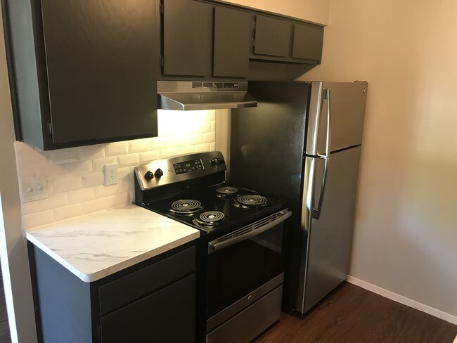 Photo - Valley View Apartments