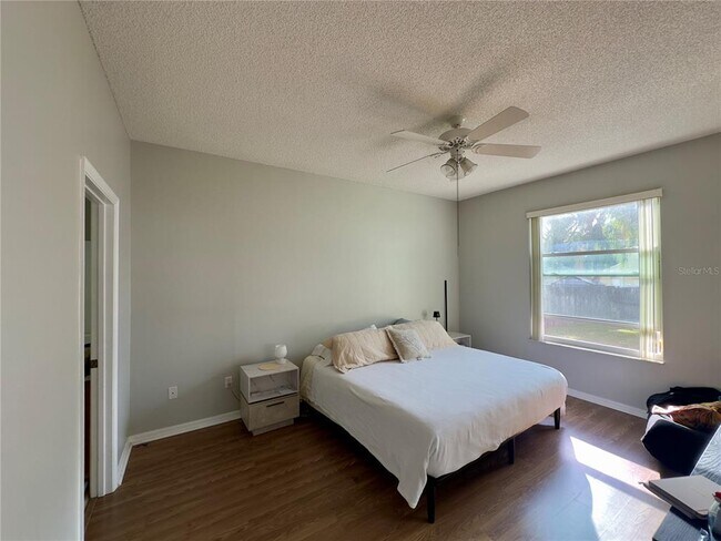 Photo - 1466 Canal Cross Ct